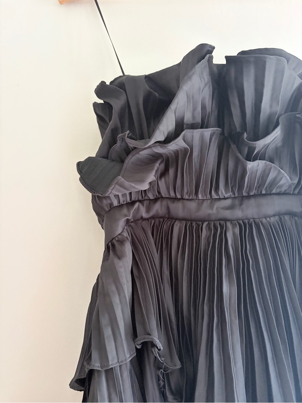 AMUR // Judah Scallop Pleated Shell High-Low Gown - Picture 9 of 10